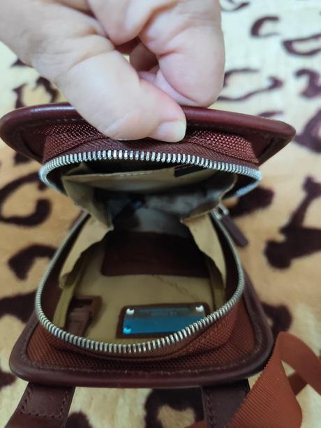 Panska kozenna taska cez rameno piquadro, 