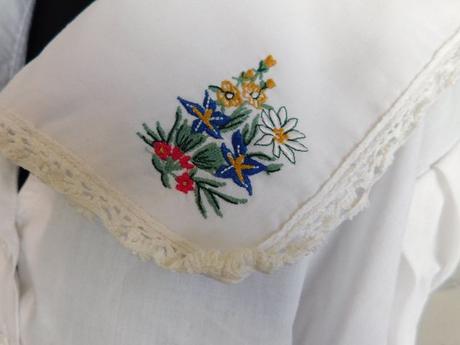 Pekna bluzka ku kroju, 52