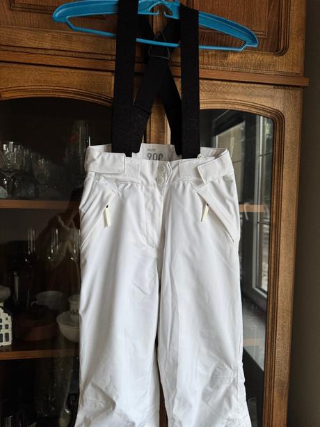 Lyžiarske nohavice s trakmi piste 900 142- na 10-r, 140