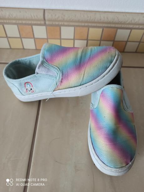 Dúhové platenky, 29