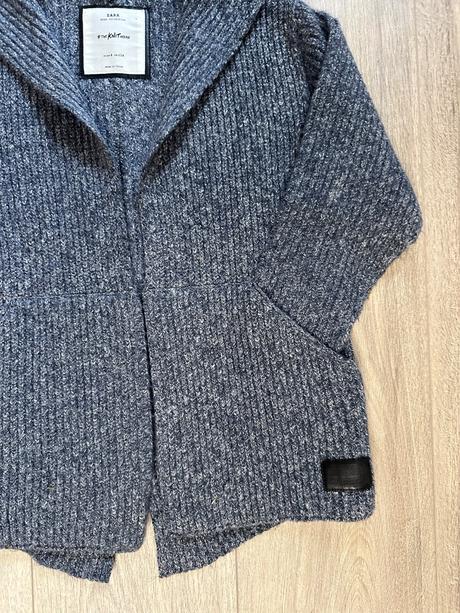 Sveter s kapucňou, zara,116