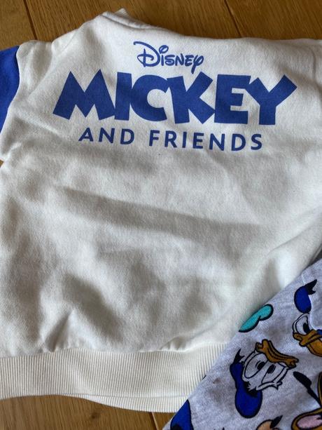 Teplakova súprava, disney,74