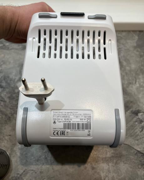 Mlynček na mäso bosch mfw3850b strúhač, odšťavovač, bosch