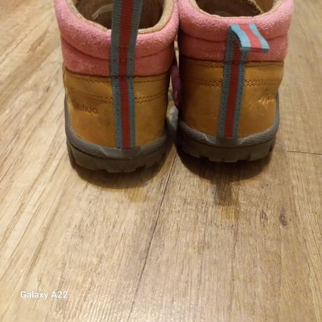 Dievčenská turistická obuv quechua, veľ. 26, quechua,26