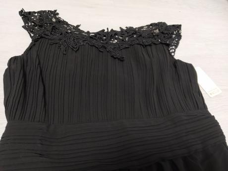 Čierne šaty /nenosené/, m