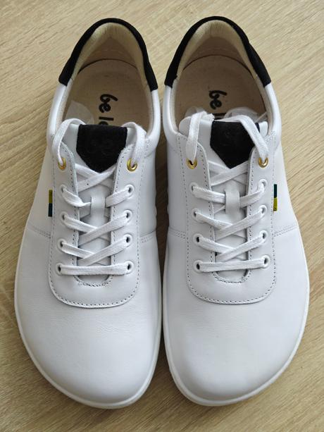 Royale - white & black 42 p135, be lenka,42