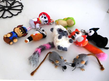 Krásne plyšové zvieratká somárikovia,