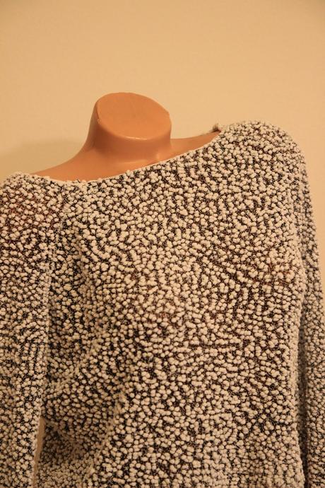 Čierno biely štruktúrovaný sveter, s, s