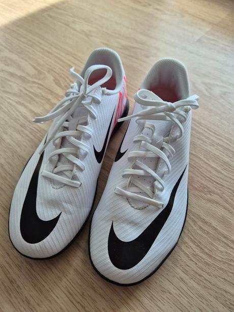 Kopacky turfy nike, velk. 38, nike,38