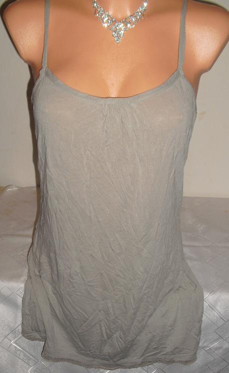 Edi topik s krajkou, l