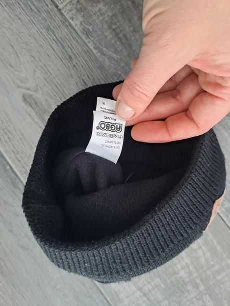 Čiapka s brmbolcom, 110