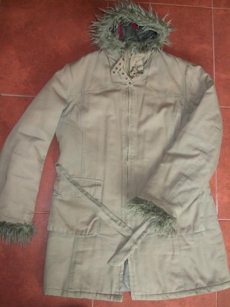 Bundička s kapucou, xl