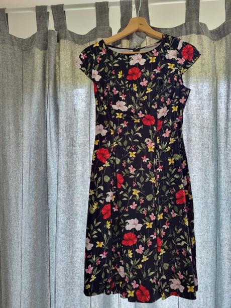 Predám kvetinové letné šaty veľ. 36, orsay,36