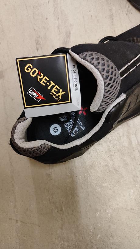 Pracovne topanky, 43