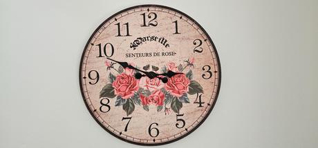 Nástenné drevené hodiny vintage, 