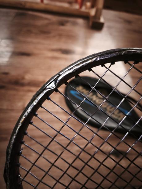 Badmintonová raketa shangguan sport + obal,