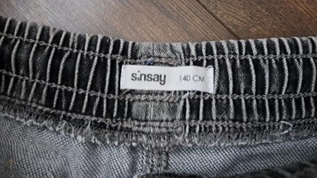 Rifle- joggery, sinsay,140