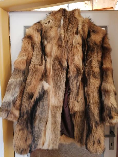 Dámsky kožuch, 46