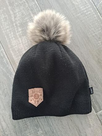 Čiapka s brmbolcom, 110