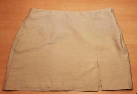 Predám elegantnú minisukňu h&m veľ. 40, h&m,l