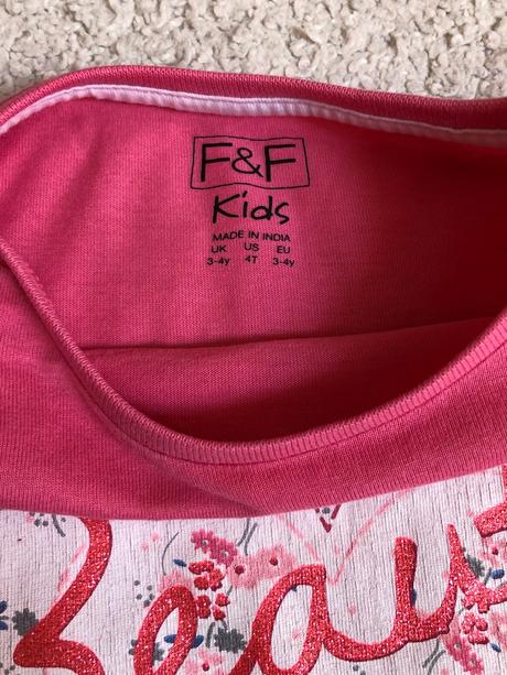 Pyzamko f&f - super stav, f&f,104