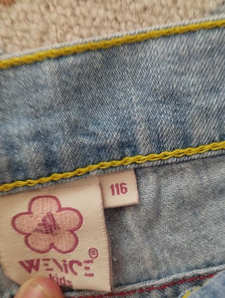 3x kraťasy, lupilu,110