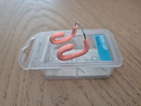 Nabaji plavecký štipec, 