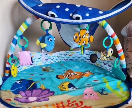 Hracia deka a hrázdička, 