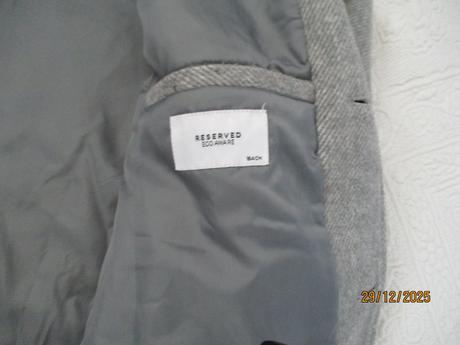 Kabát reserved, reserved,164