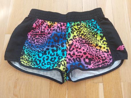 Šortky 4f veľkosť 164, 164