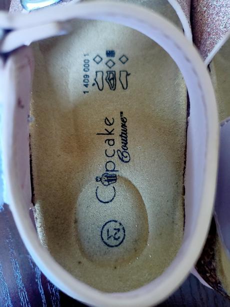 Sandálky 21, cupcake,21