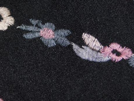 Luxusne pekne šaty, 36