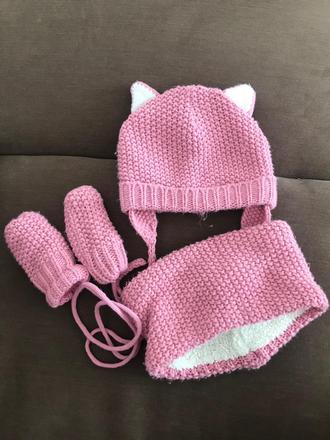 Čiapka, nákrčník a rukavice, 86