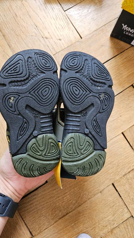 Sandale, young spirit,26