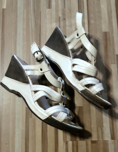 Biele sandalky na platforme 37, 37