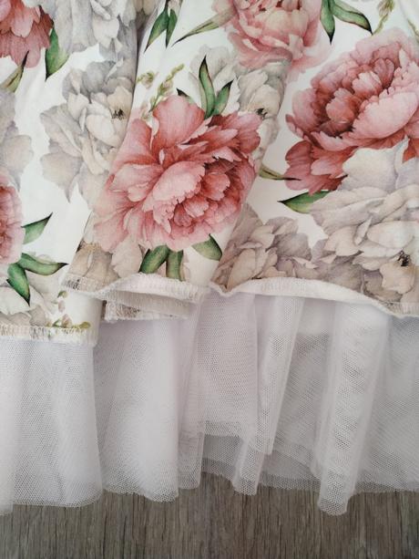 Šaty slávnostné, 110