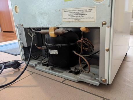 Predám mini chladničku daewoo fr 063, 45 l, 