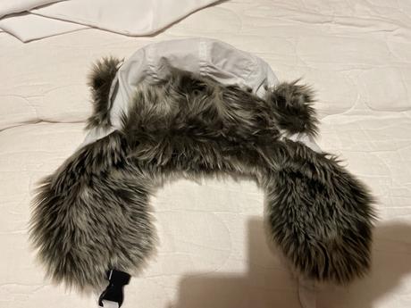 Baranica - ušianka 7-10 rokov, hello kitty,128