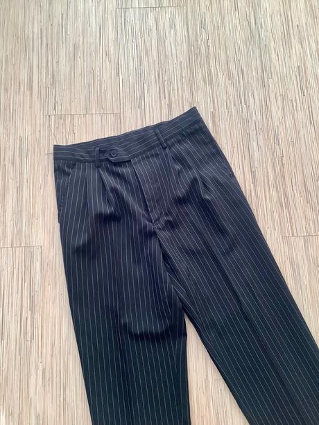 Pasikave nohavice, 40