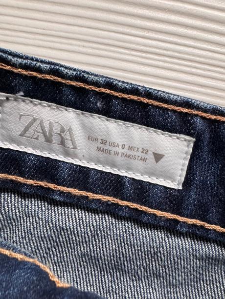 Zara - tmavé dzinsy, zara,32