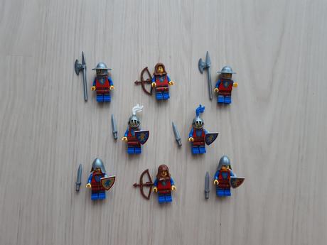 Predám lego mix nových figúrok lion knights, 