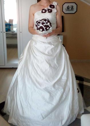 Svadobne saty 40-42, 40