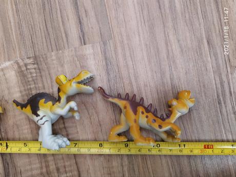 Dinosaury 12 ks,rôzne veľkosti,