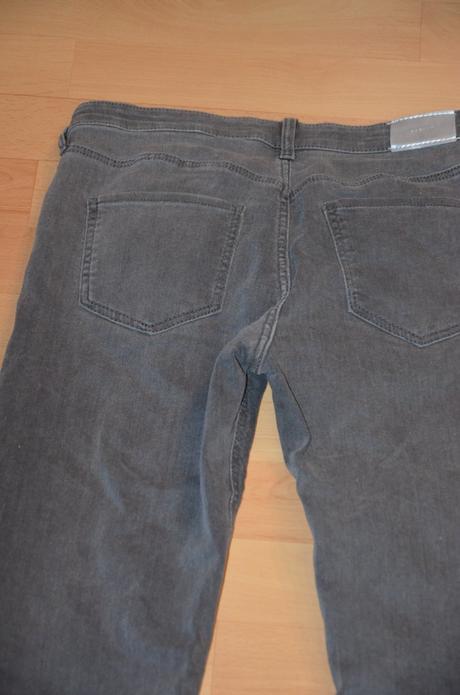 Nohavice / rifle jemne elasticke super stav 158, h&m,158