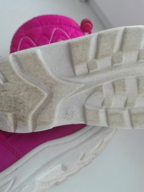 Snehule, deichmann,25