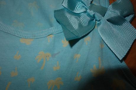 Benetton tielko s mašľou, benetton,122