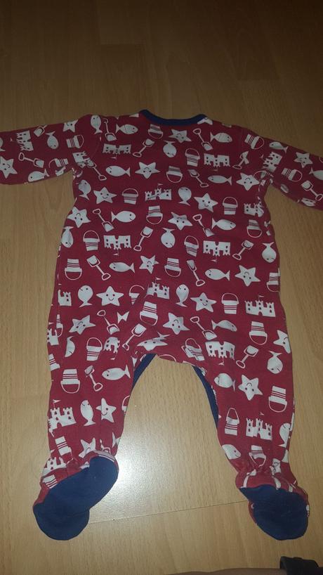 Overal s rybkami, 68