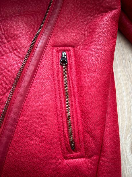 Krásna kožušinková bunda značky bershka, bershka,s