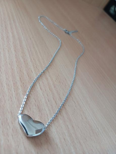 Oceľová retiazka s plným srdcom 47 cm, 
