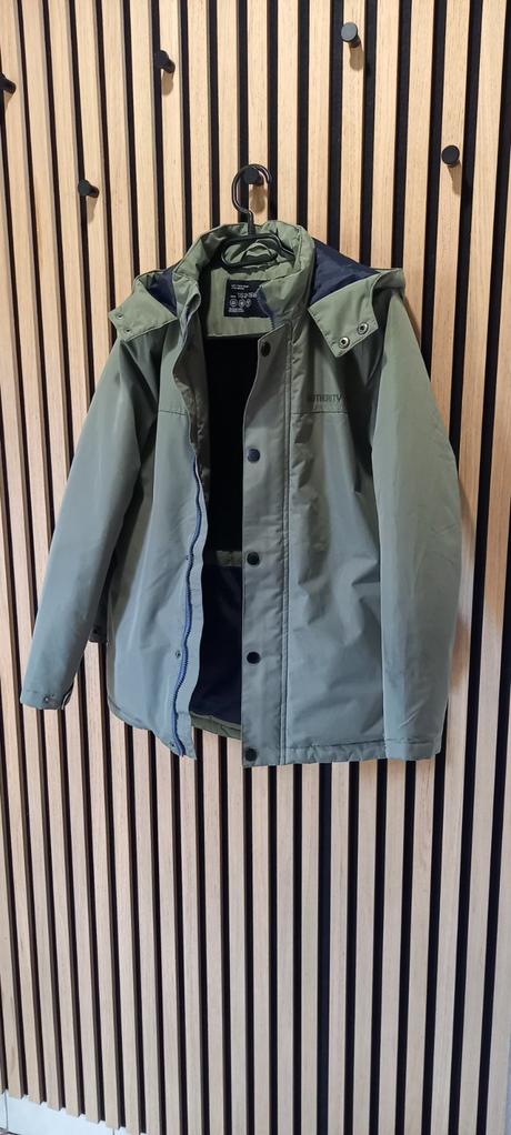 Zimna bunda 152/158, 152